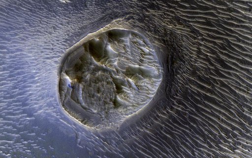A Mesa in Noctis Labyrinthus