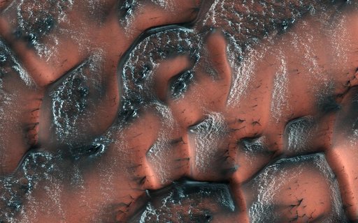A World of Snowy Dunes
