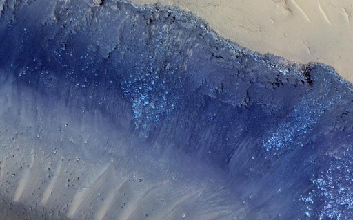 Landslides in Cerberus Fossae