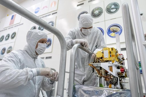 Installing SuperCam on the Mars 2020 Rover