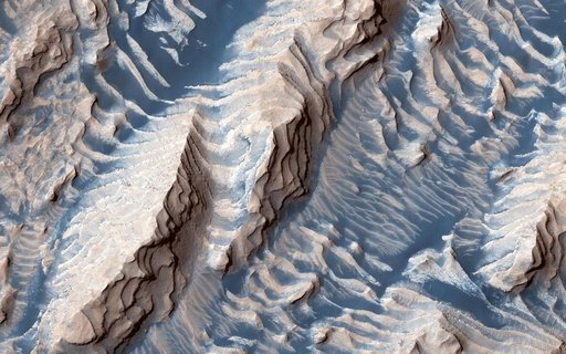 Layers in Danielson Crater
