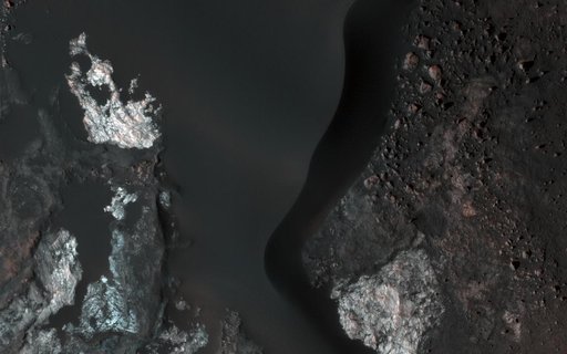 Colorful Bedrock in a Northern Plains Crater