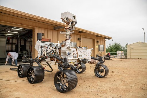 Perseverance Twin Drives Into the Mars Yard