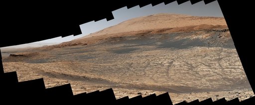 Curiosity's Path to the 'Sulfate-Bearing Unit'