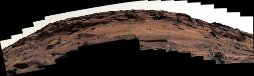 Door-Shaped Fracture Spotted by Curiosity at East Cliffs