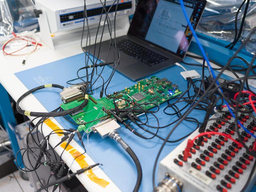 First Tests for the VERITAS' Venus Interferometric Synthetic Aperture Radar
