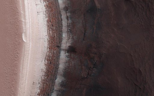Icy Cliffs at the Martian North Pole