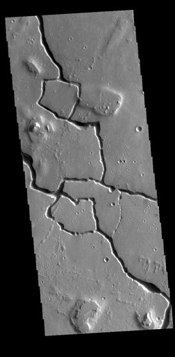 Hephaestus Fossae