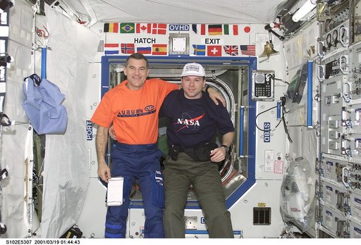 Voss and Kelly in the Laboratory