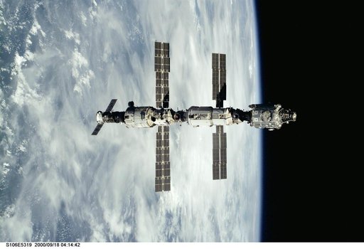 View of the ISS as Atlantis makes its closing fly around during STS-106