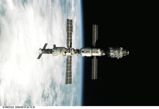 View of the ISS as Atlantis makes its closing fly around during STS-106