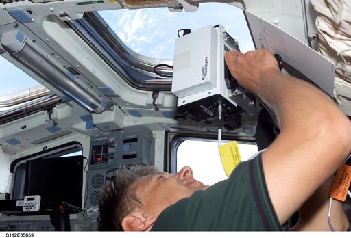 STS-112 MS Sellers on aft flight deck