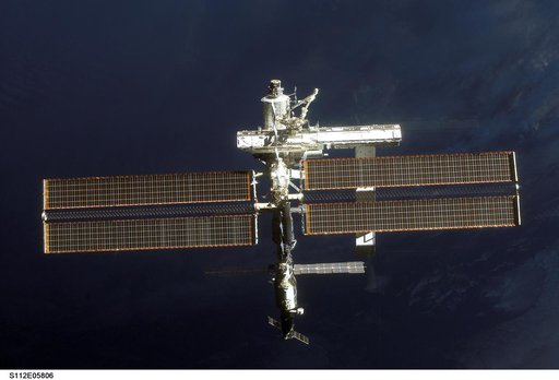Flyaround view of ISS forward zenith side