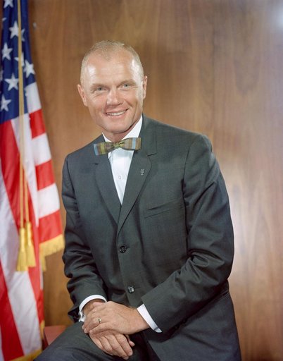 OFFICIAL PORTRAIT - ASTRONAUT GLENN, JOHN H., JR. - MSC
