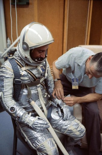 ASTRONAUT VIRGIL I. GRISSOM - SUIT - SUIT ADJUSTMENT - CAPE