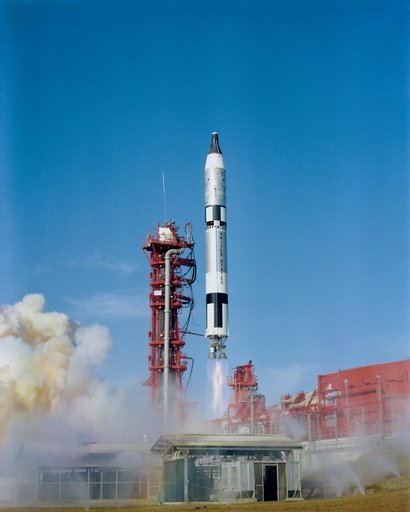 GEMINI-TITAN (GT)-12 - LIFTOFF - OFFICIAL - CAPE