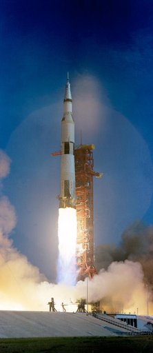 APOLLO XI - LAUNCH