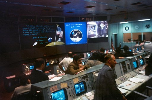 Mission Control Center (MCC) - Celebration - Conclusion - Apollo XI Mission - MSC