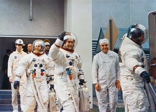 APOLLO XII - LAUNCH DAY ACTIVITIES - LAUNCH COMPLEX 39A - KSC