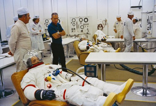 PRELAUNCH - (SUITING-UP) APOLLO 15 - KSC