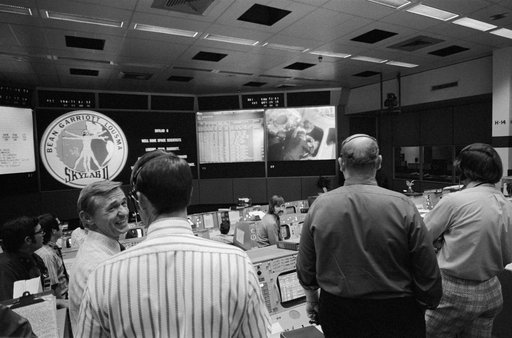 Mission Control Center (MCC) View - Skylab (SL)-3 Recovery - JSC