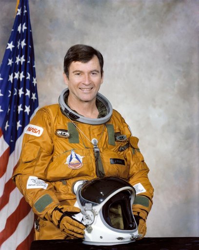 OFFICIAL PORTRAIT - YOUNG, JOHN W., STS-1
