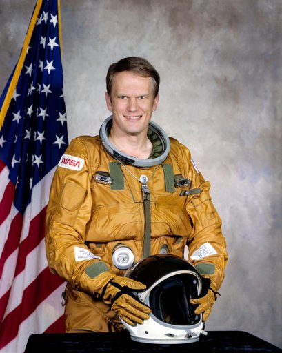 OFFICIAL PORTRAIT - BOBKO, KAROL J., ASTRONAUT