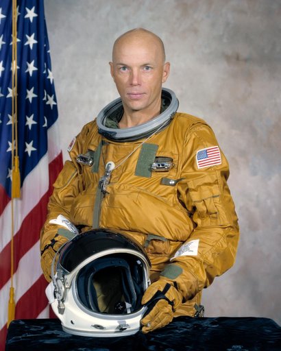 OFFICIAL PORTRAIT - MUSGRAVE, STOREY, ASTRONAUT