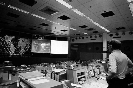 STS-1 - LAUNCH DAY - MISSION CONTROL CENTER (MCC) ACTIVITIES