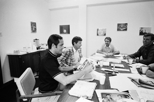 POST-FLIGHT (DEBRIEFING) - STS-1