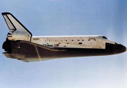 LANDING (CREW ACTIVITIES) - STS-1 - EDWARDS AFB (EAFB), CA