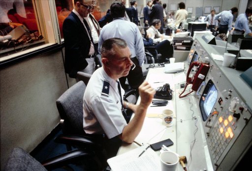 INFLIGHT (MISSION CONTROL CENTER [MCC]) - STS-1 - ELLINGTON AFB (EAFB), TX