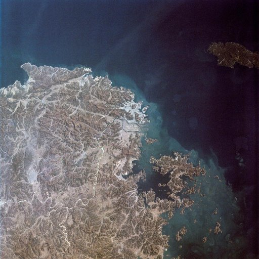 INFLIGHT (EARTH VIEWS) - STS-2