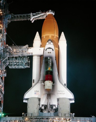 STS-6 - PREFLIGHT - TRACKING AND DATA RELAY SATELLITE (TDRS) - KSC