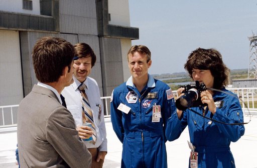 PREFLIGHT - STS-6 - KSC, FL AND EAFB, TX