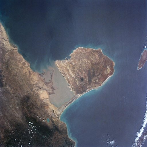 INFLIGHT (EARTH VIEWS) - STS-7