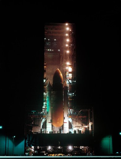 STS-8 Challenger's roll-out to launch pad