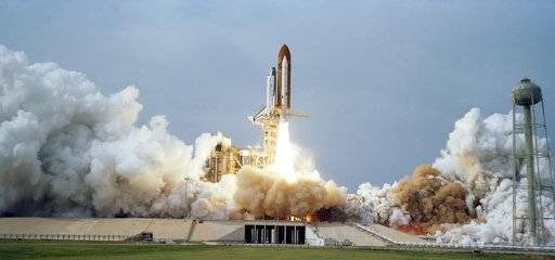LAUNCH - STS-9/41A - KSC
