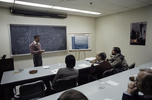 Crew Training - STS-51E