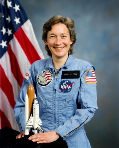 PORTRAIT - ASTRONAUT CLEAVE, MARY