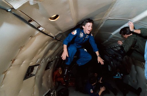 Crew Training - STS-30/61B (Zero-G)