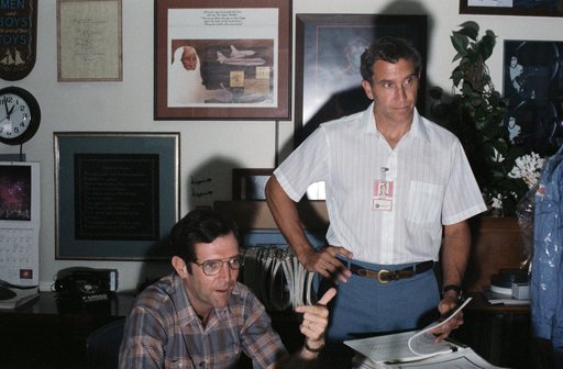 CREW TRAINING - STS-33/51L - JSC