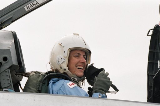 CREW TRAINING - STS-33/51-L (T-38)