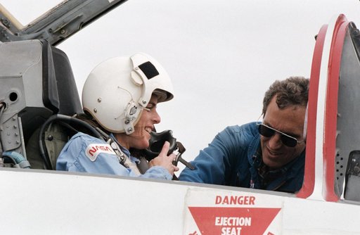 CREW TRAINING - STS-33/51-L (T-38)