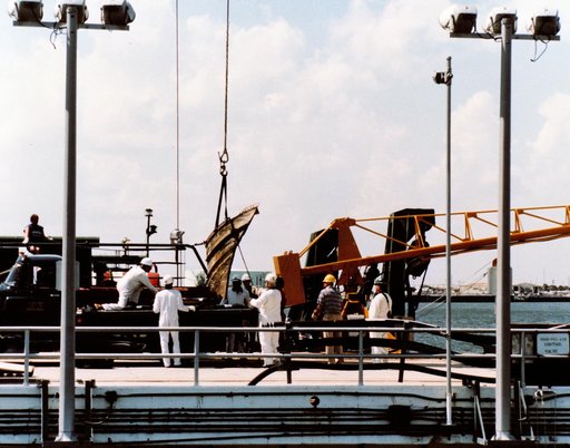 View of the SRB recovery during STS 51-L investigation