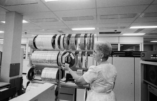Analysis of data on MADS recorder tape from the STS 51-L Challenger