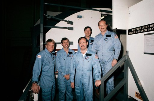 CREW TRAINING (MOTION BASE SIMULATOR [MBS]) -  STS-26R - JSC