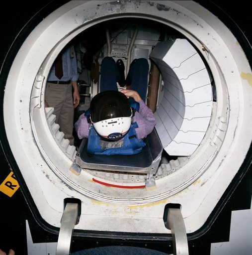 Shuttle crew escape systems test conducted in JSC Bldg 9A CCT