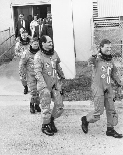 STS-27 Atlantis, OV-104, terminal countdown demonstration test (TCDT) at KSC