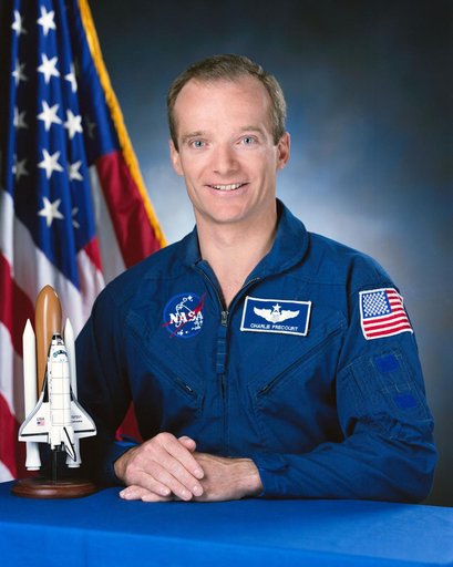 Official portrait of astronaut Charles J. Precourt
